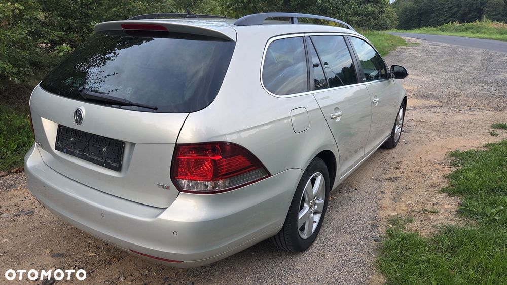 Volkswagen Golf - 3