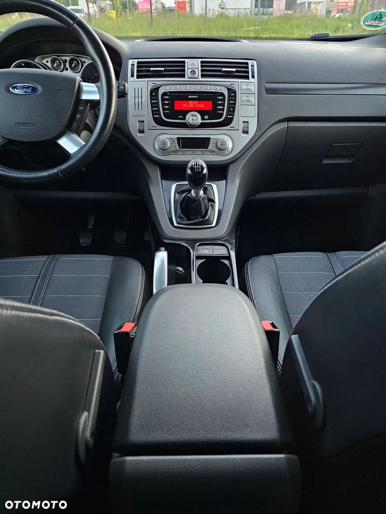 Ford Kuga 2.0 TDCi FWD Titanium - 18