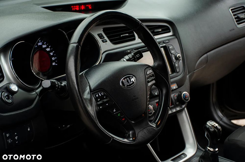 Kia Ceed 2014 photo 5