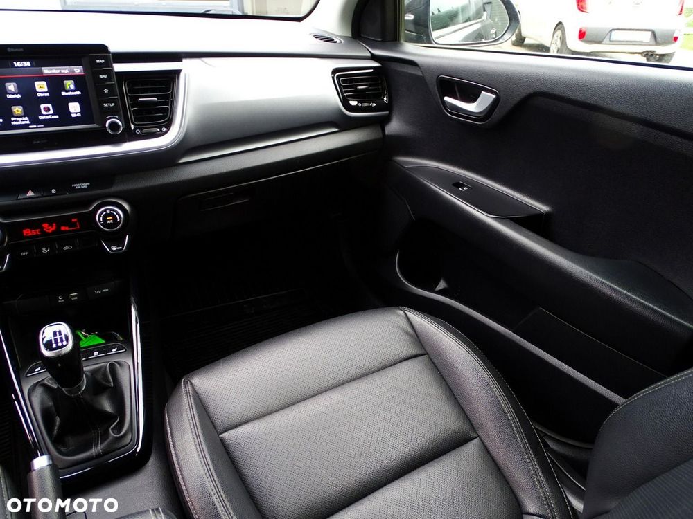 Kia Stonic 1.0 T-GDI 120 Platinum Edition - 33
