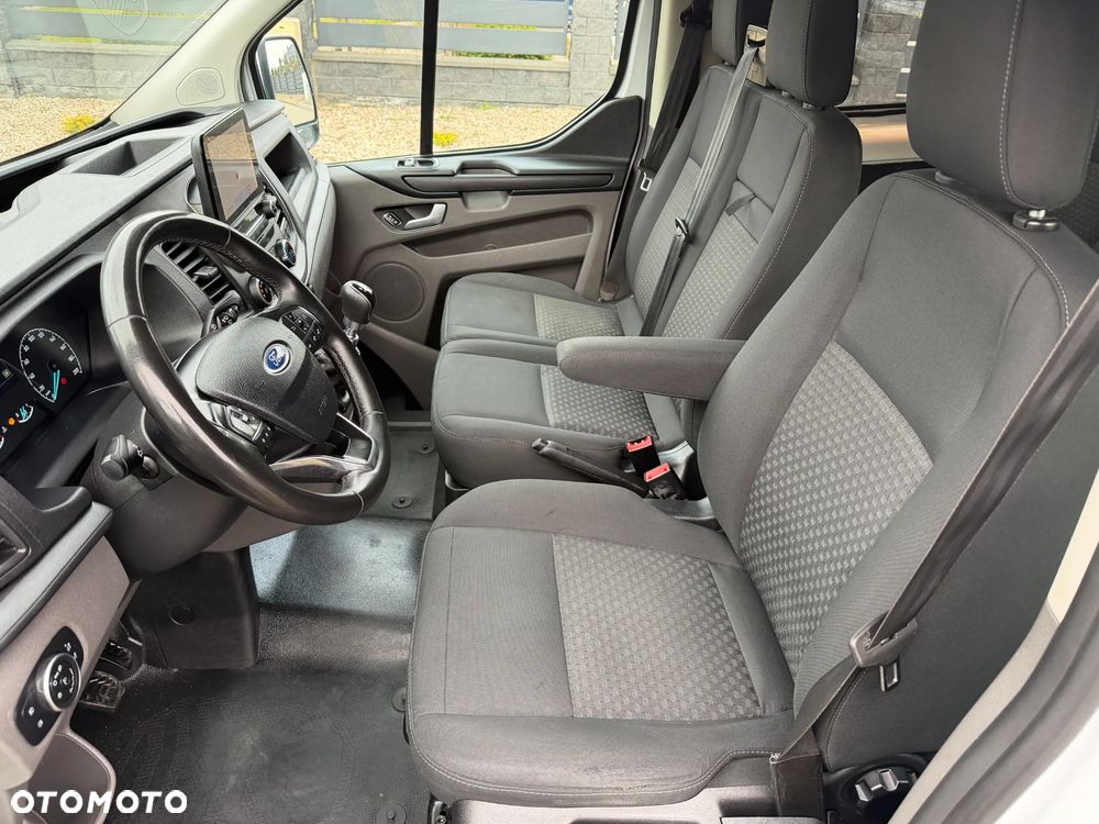 Ford CUSTOM DŁUGI 6 OSÓB - 15