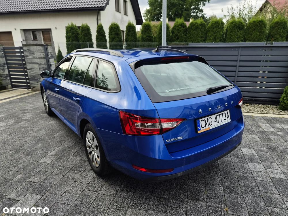 Skoda Superb 1.5 TSI Ambition - 10