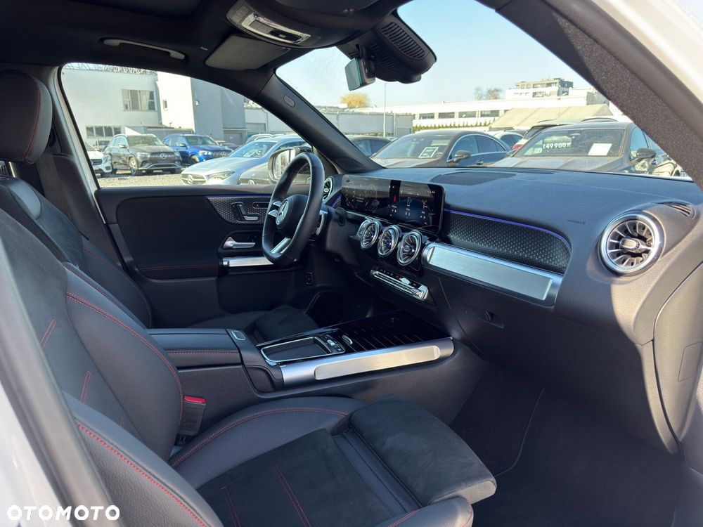 Mercedes-Benz GLB 200 d AMG Line 8G-DCT - 26