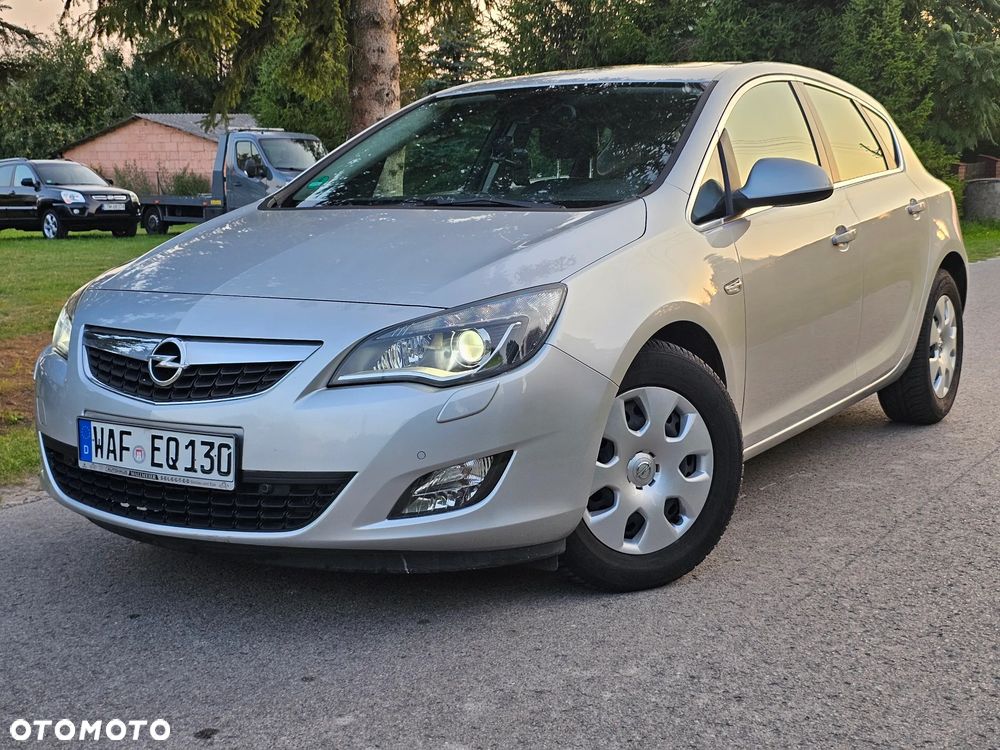 Opel Astra - 1