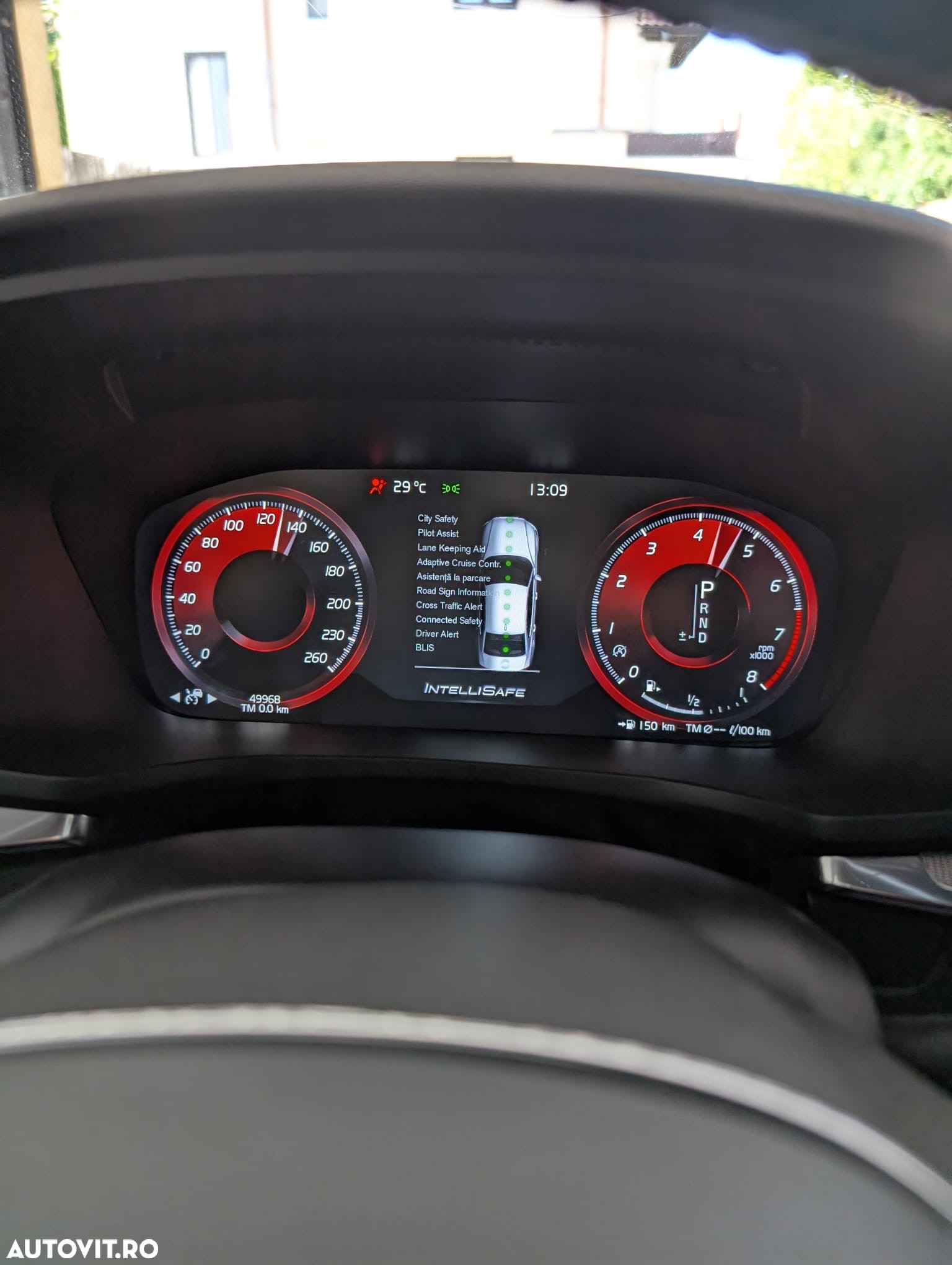 Volvo S60 T4 R-Design - 12