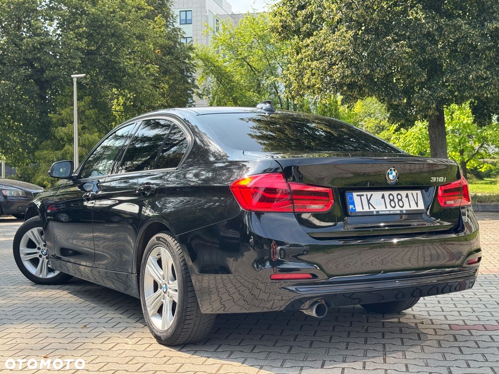 BMW Seria 3 318i - 5