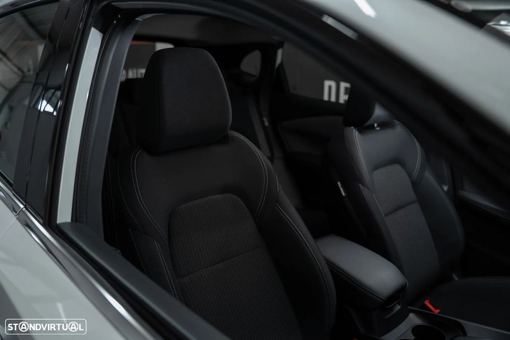 Nissan Qashqai 1.3 DIG-T Engage - 22