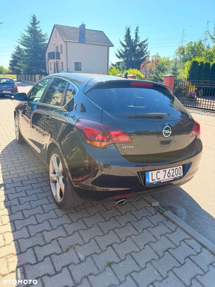 Opel Astra 1.6 T Sport - 10