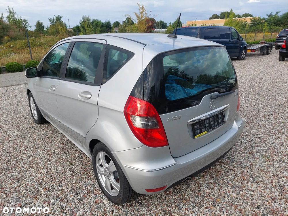 Mercedes-Benz Klasa A 180 CDI Autotronic Avantgarde DPF - 4
