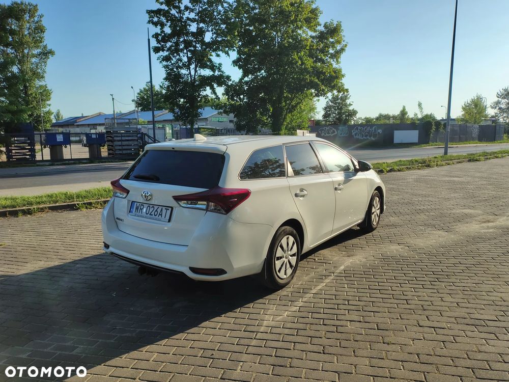 Toyota Auris 1.6 Active - 3