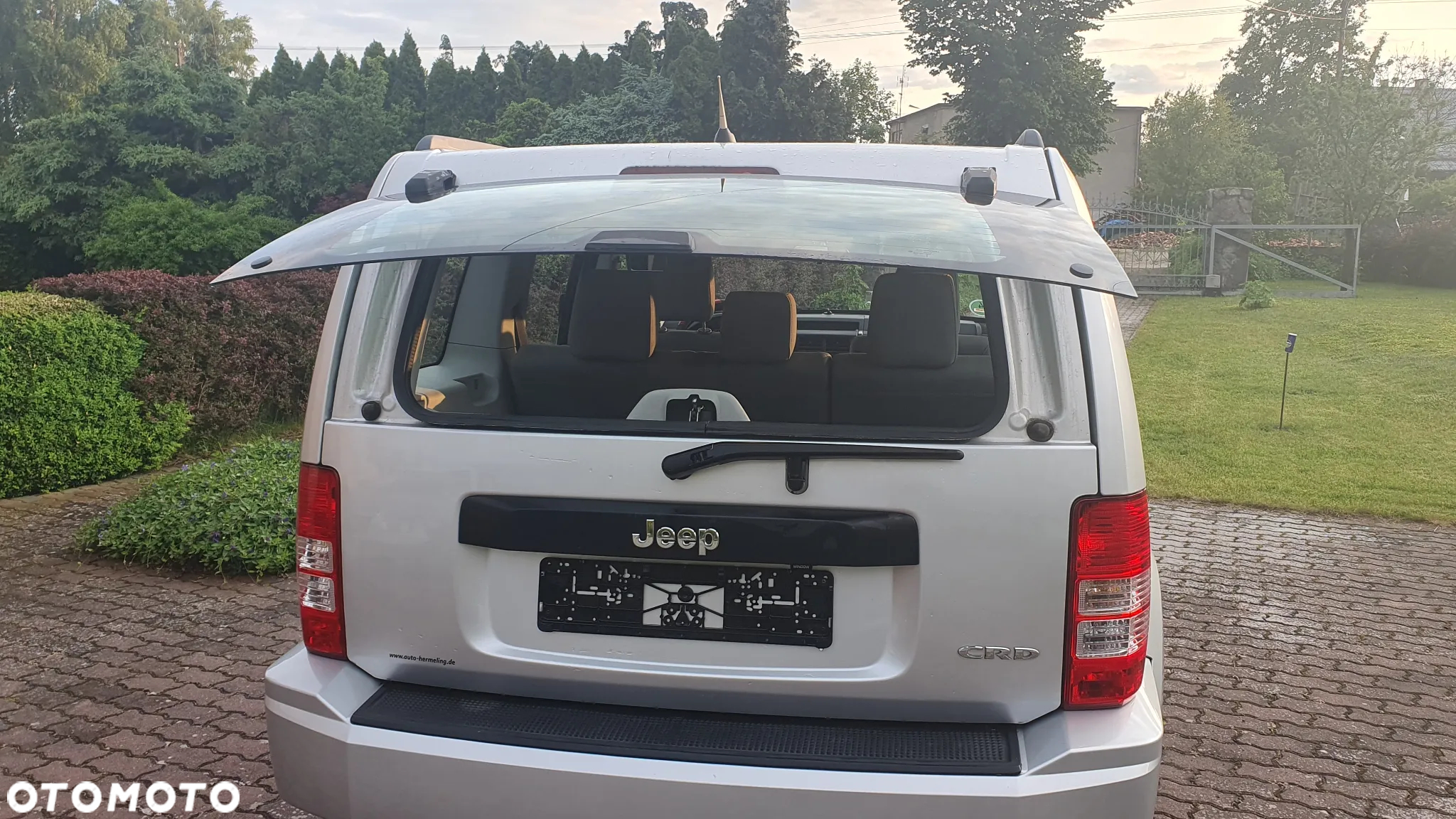 Jeep Cherokee 2.8 CRD DPF Sport - 9