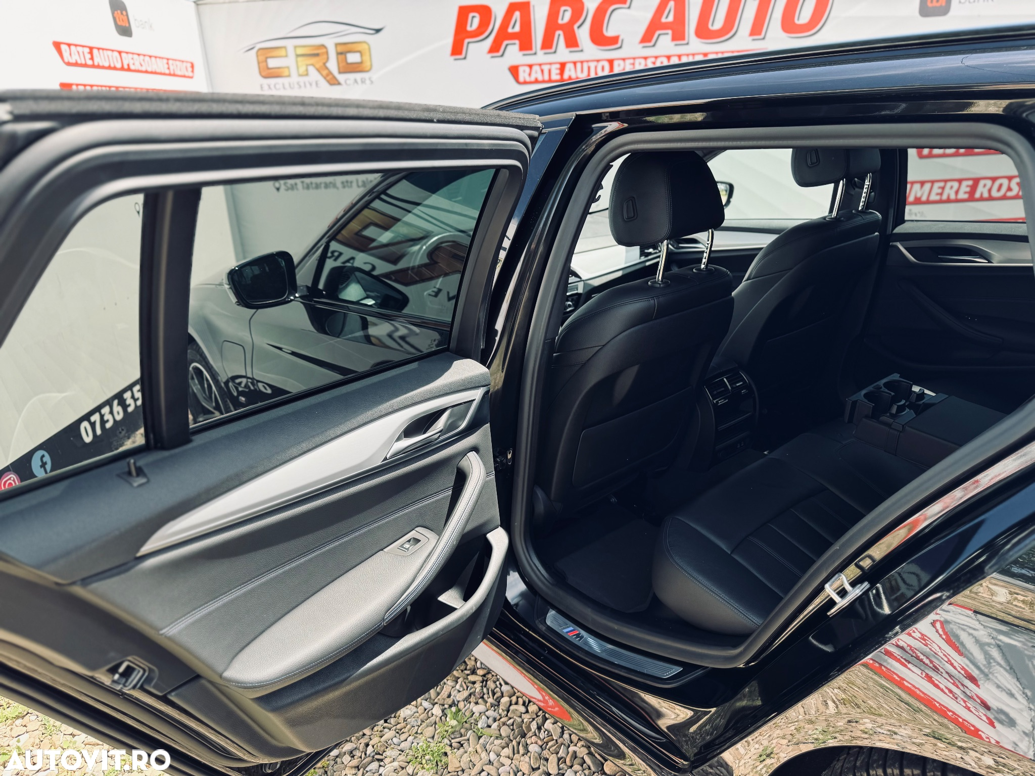 BMW Seria 5 530e xDrive Touring Aut. - 12
