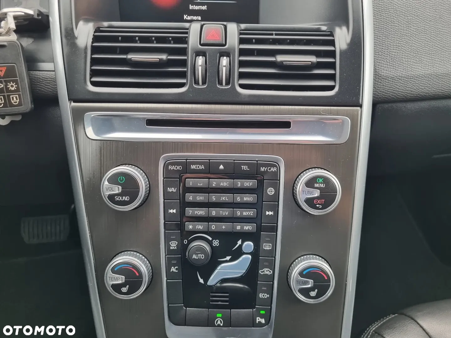 Volvo XC 60 D3 Geartronic Momentum - 21