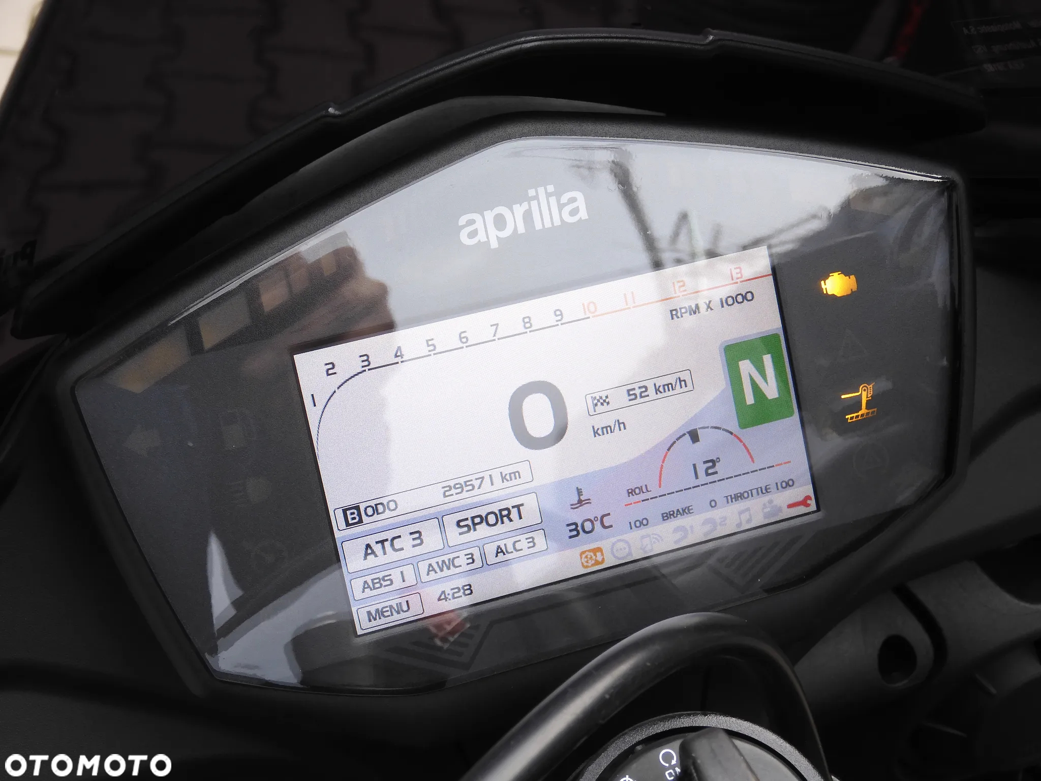Aprilia Tuono - 24