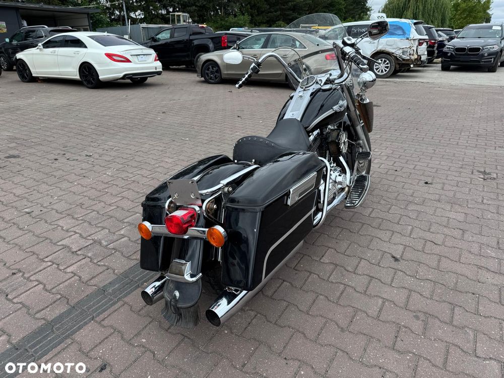 Harley-Davidson Touring Road King - 13