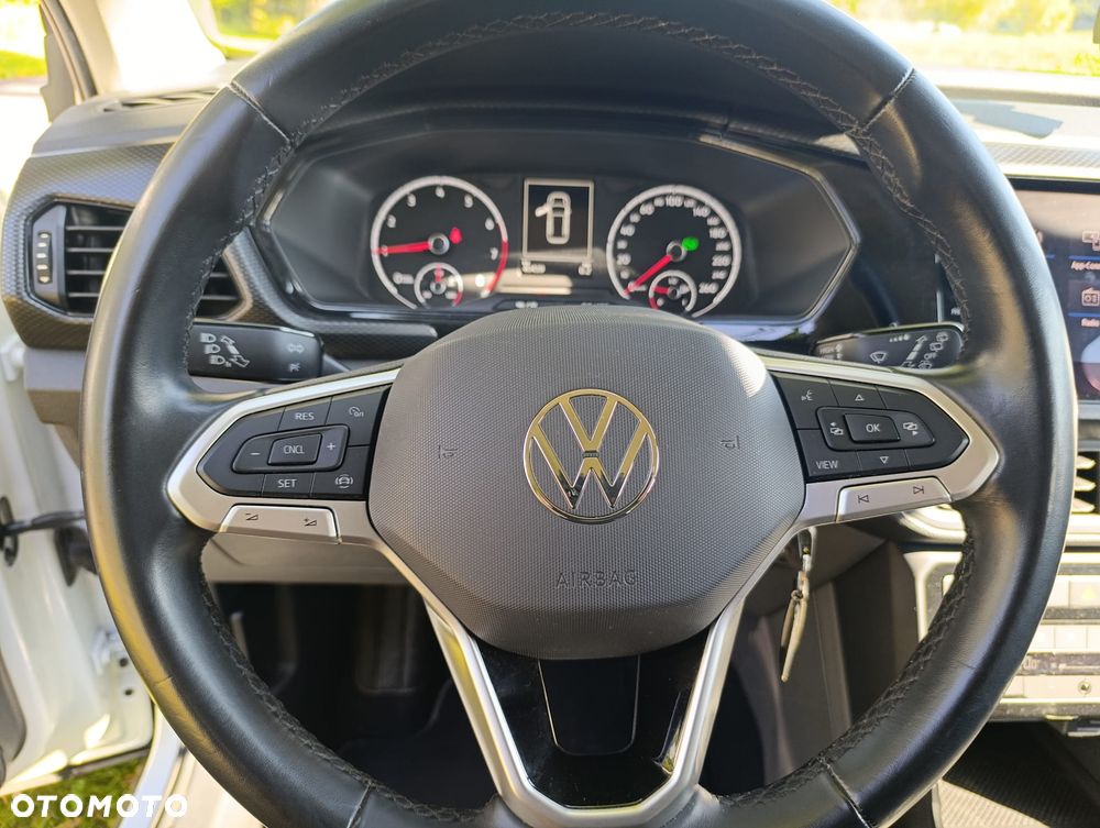 Volkswagen T-Cross - 14
