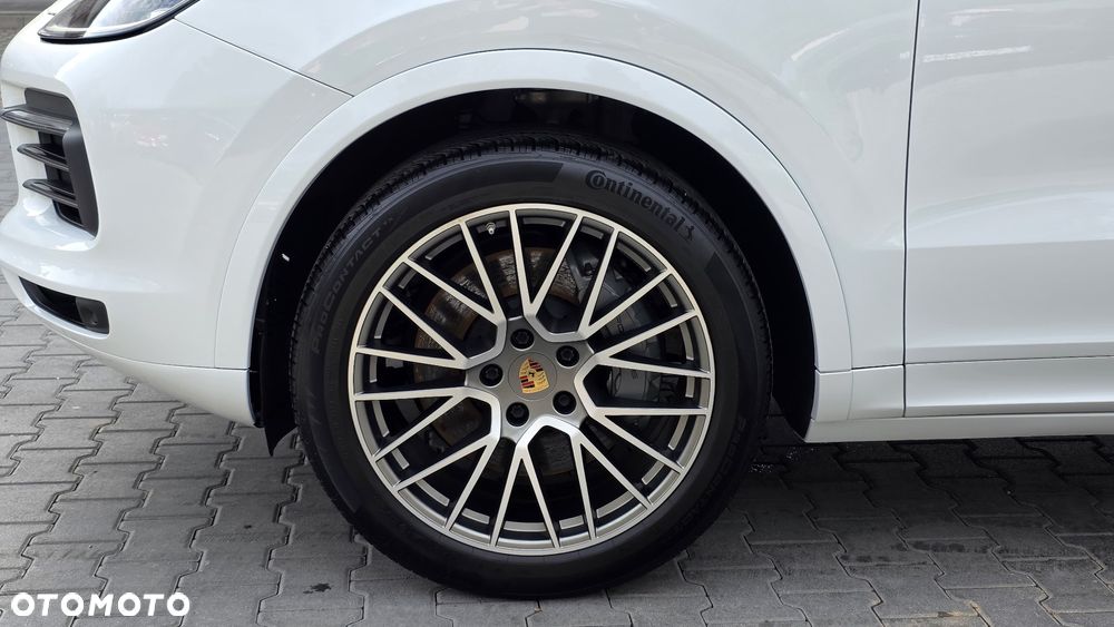 Porsche Cayenne S Platinum Edition - 15