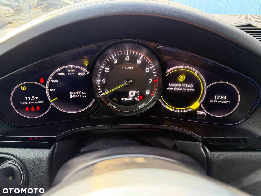 Porsche Cayenne E-Hybrid Tiptronic S - 18