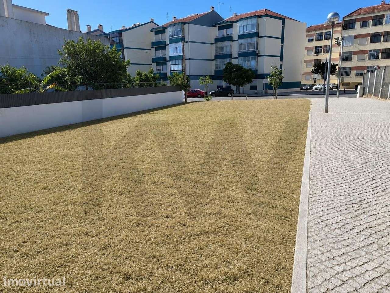 Terreno Urbano com 300 m2 | Baixa da Banheira - Grande imagem: 3/11