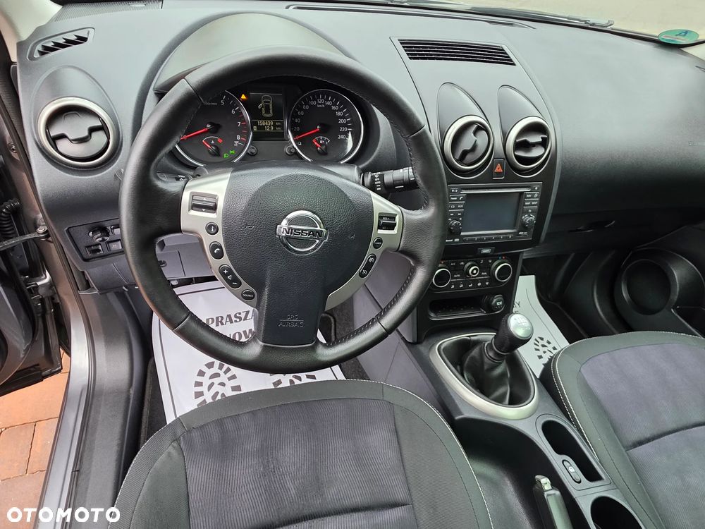 Nissan Qashqai 2.0 360 - 23