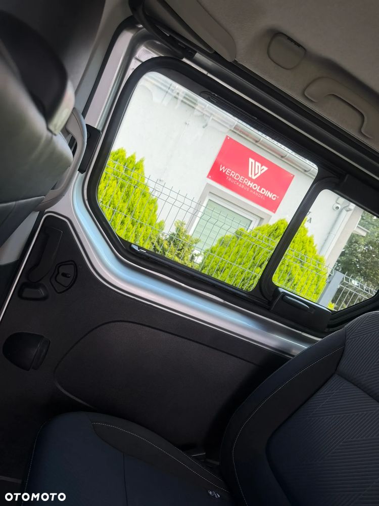 Nissan NV300 - 32