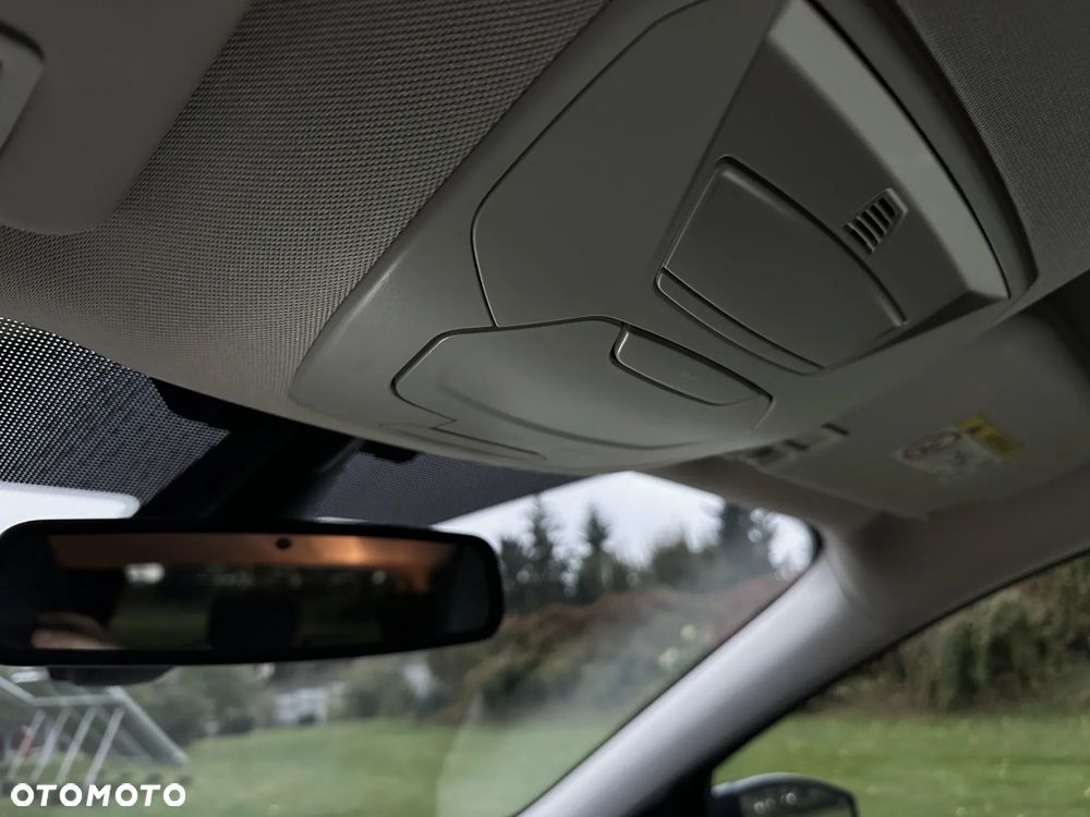 Ford Kuga 2.0 TDCi AWD Titanium - 29