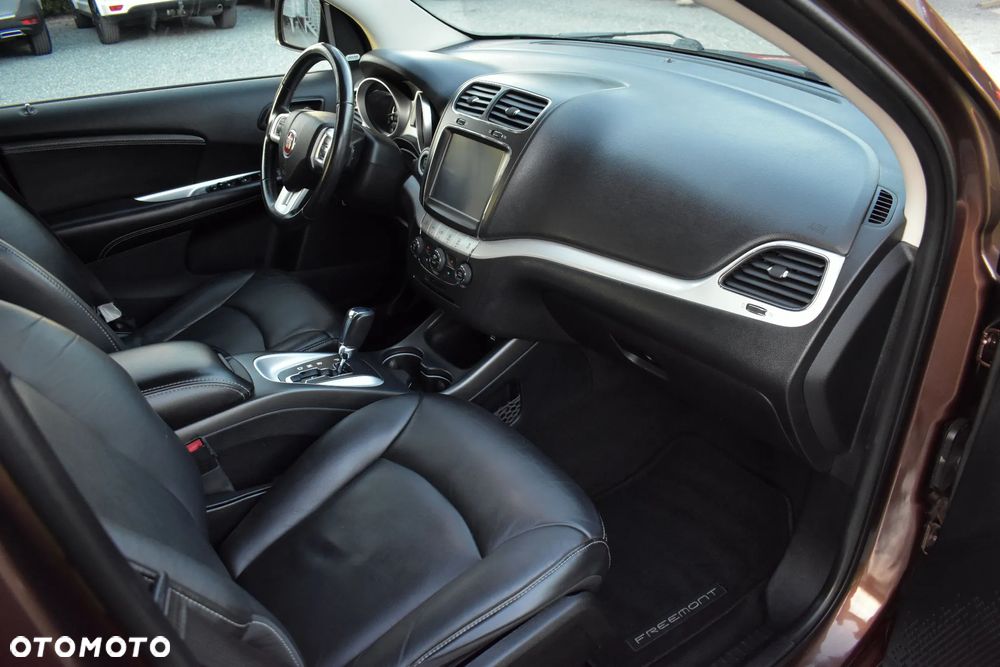 Fiat Freemont 2.0 Multijet 16V DPF Automatik Allrad Black Code - 33