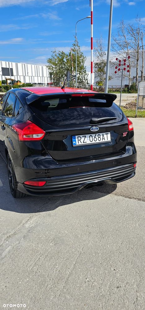Ford Focus - 15