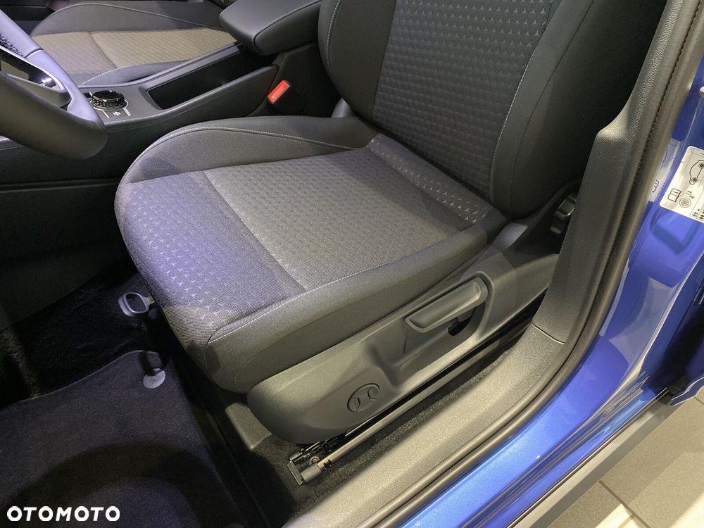 Volkswagen T-Roc - 12