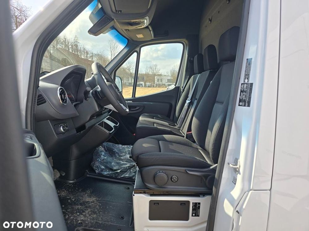Mercedes-Benz Sprinter 317 CDI Long PRO 9G-Tronic - 10