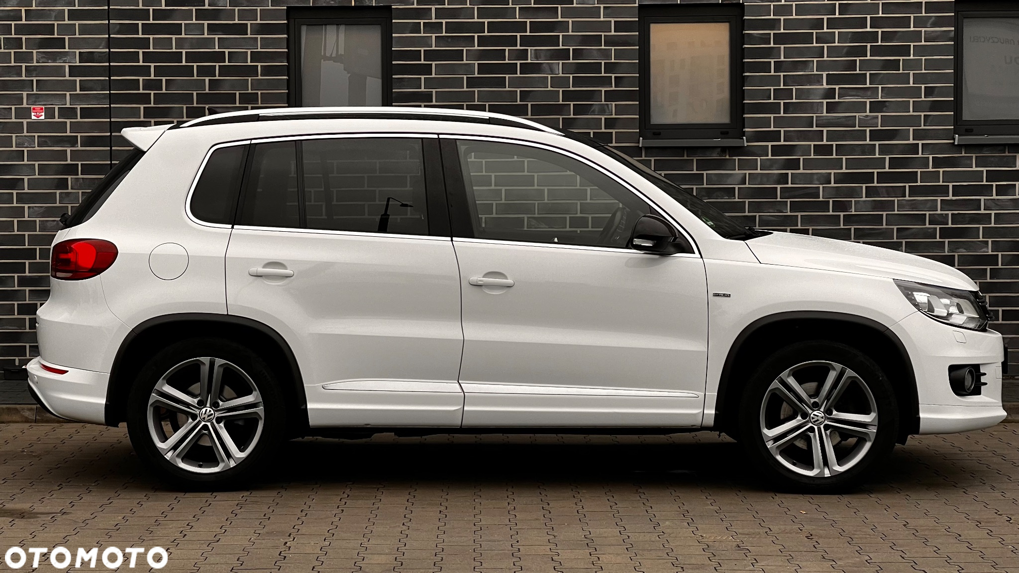 Volkswagen Tiguan 2.0 TDI DPF 4Motion BlueMotion Technology CityScape - 14