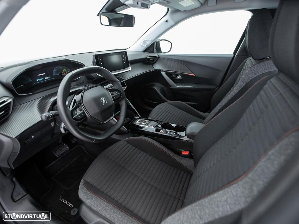 Peugeot e-2008 50 kWh Active - 7