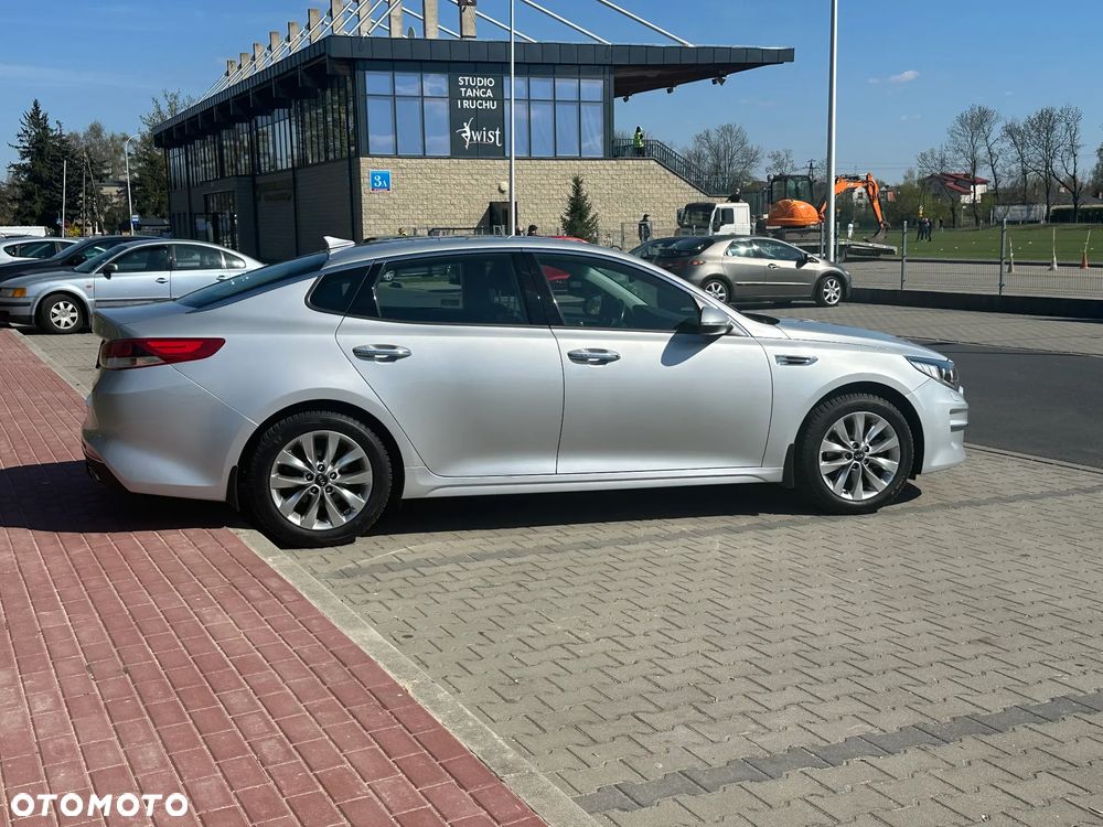 Kia Optima 1.7 CRDI L - 9