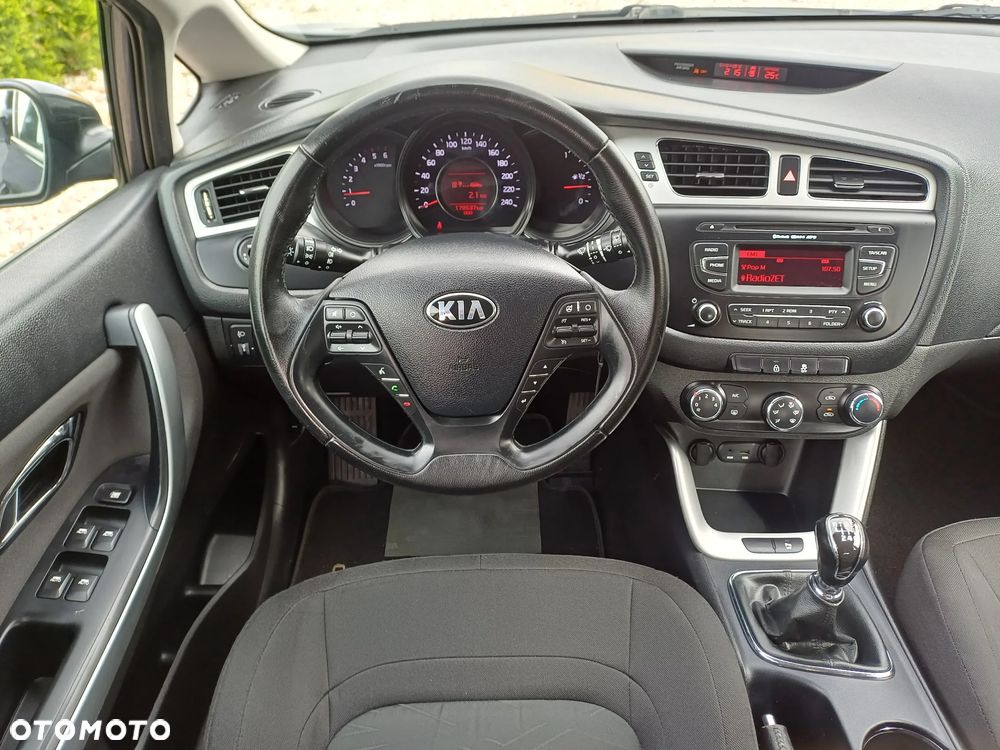 Kia Ceed 1.4 CRDi 90 Spirit - 2