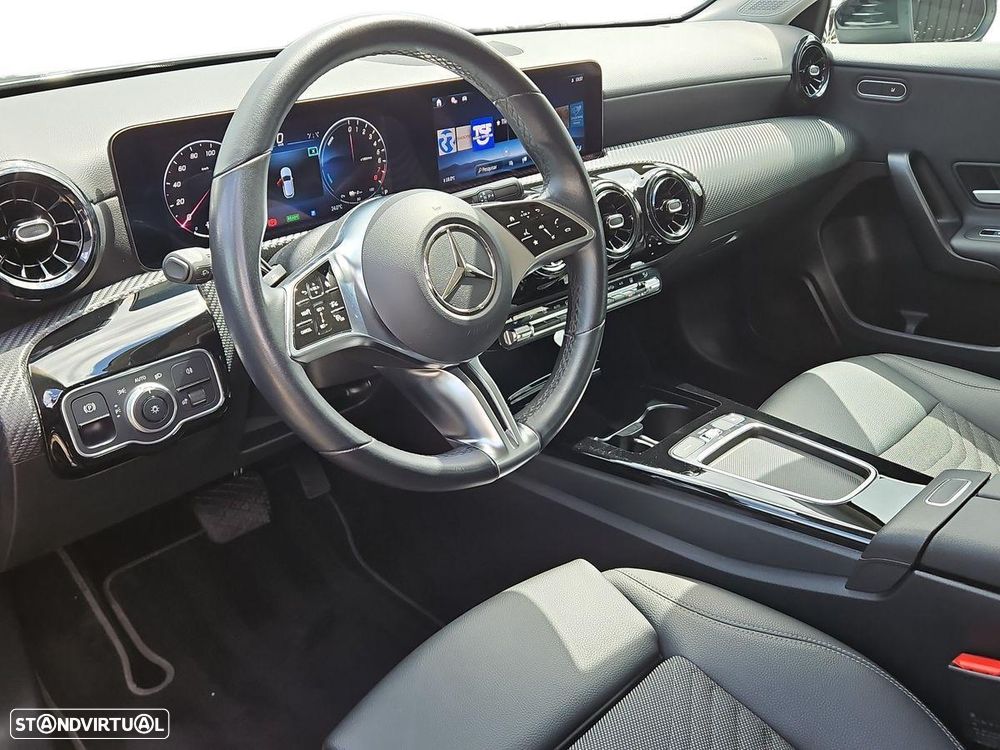 Mercedes-Benz A 250 e - 11