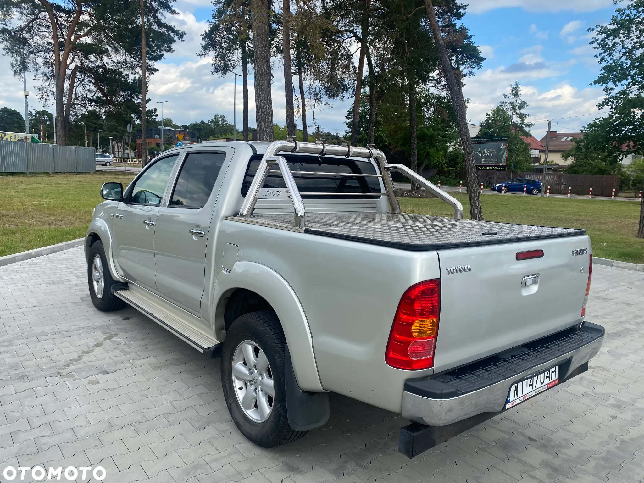 Toyota Hilux 3.0 D-4D Sol - 8