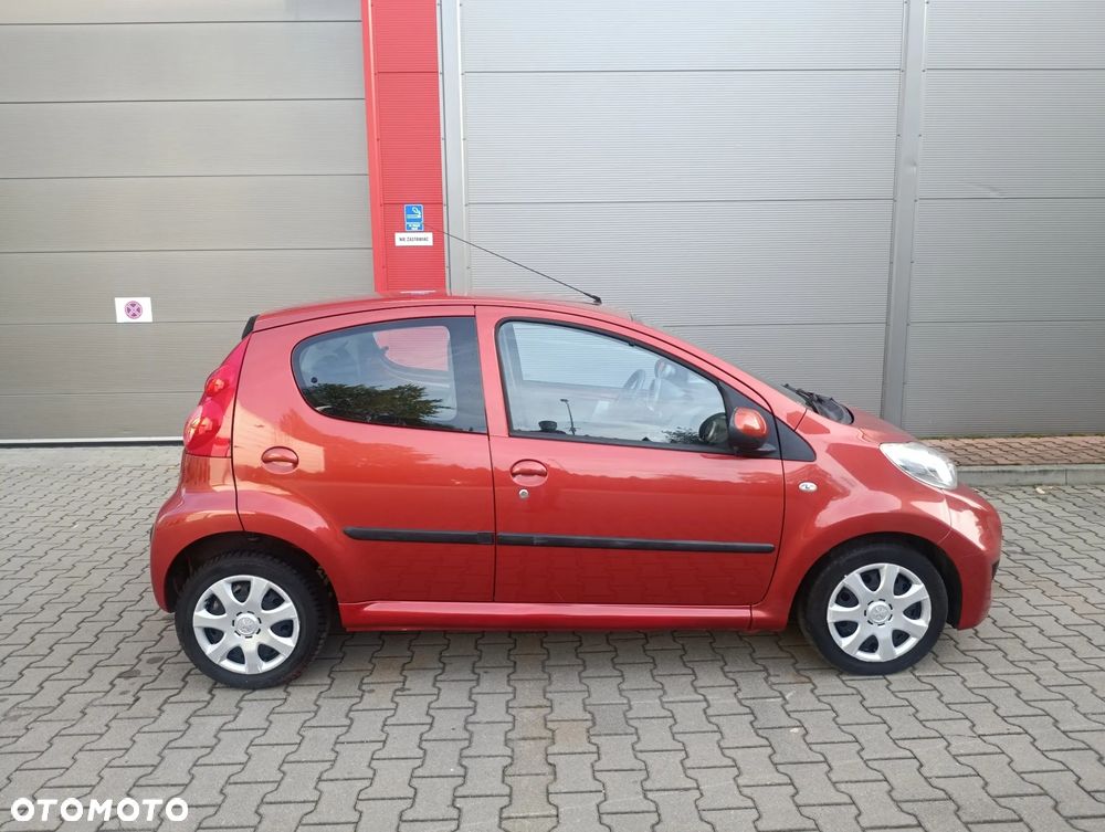 Peugeot 107 - 18