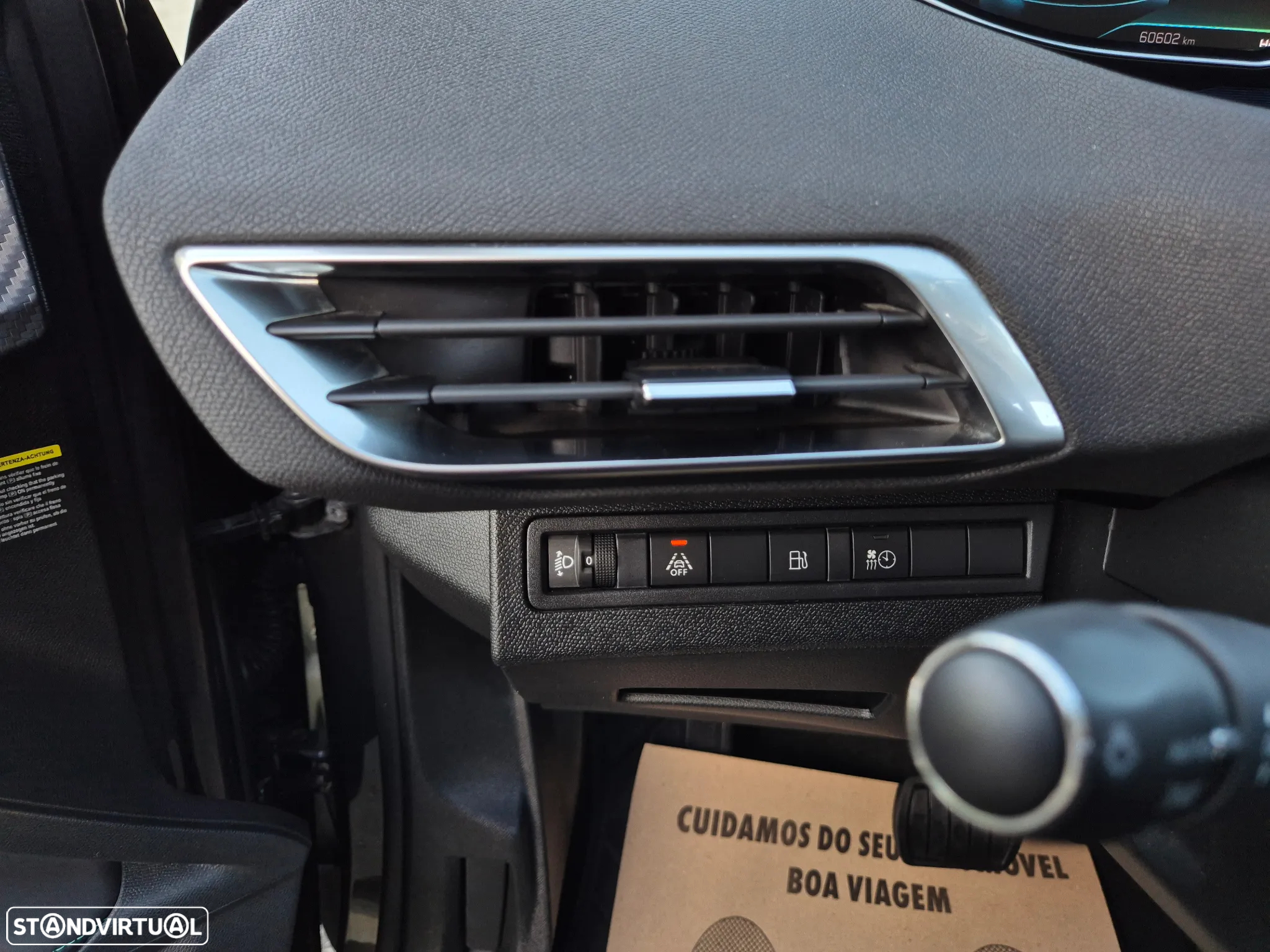Peugeot 3008 1.6 Hybrid Allure Pack e-EAT8 - 29