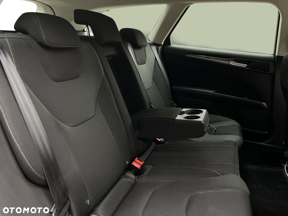 Ford Mondeo 2.0 EcoBlue Titanium - 34
