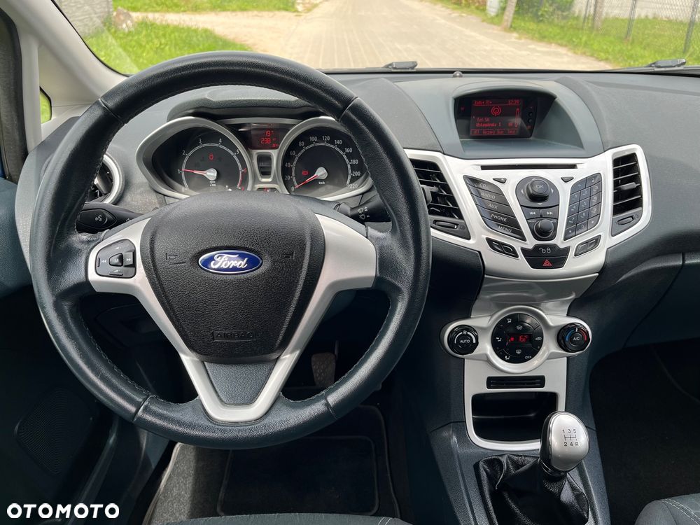 Ford Fiesta 1.4 Titanium - 20