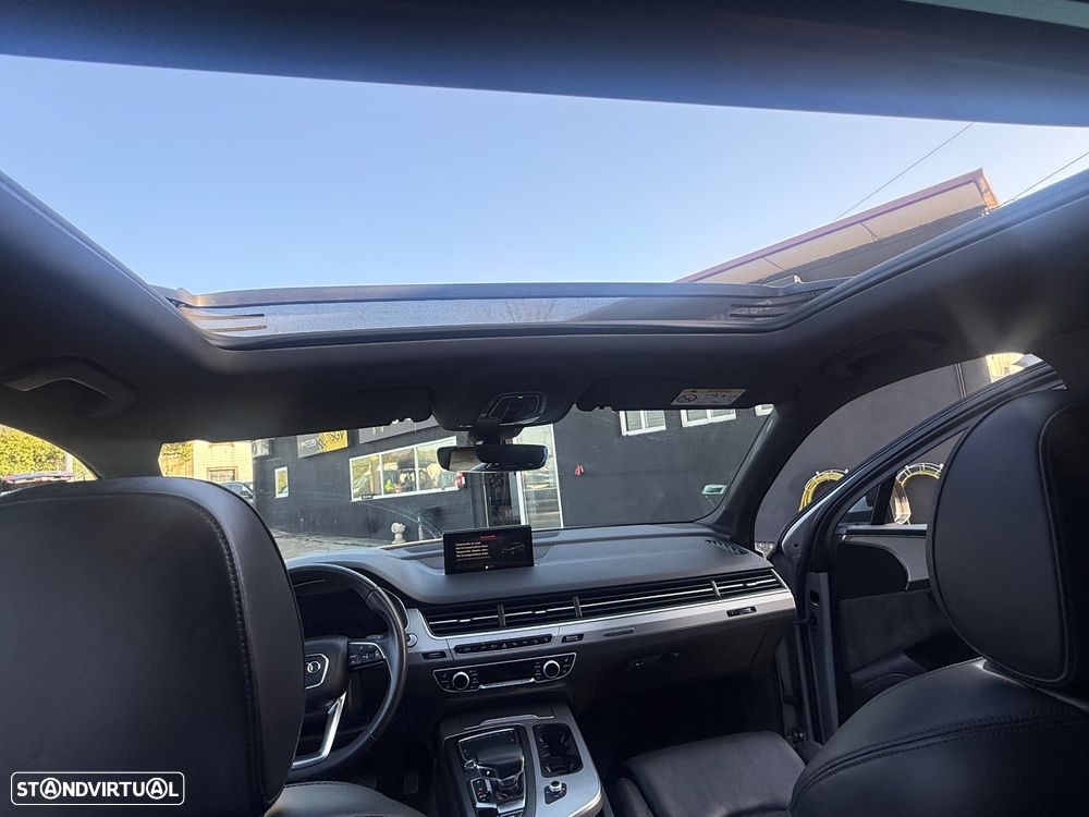 Audi Q7 3.0 TDI e-tron quattro S-line Tiptronic - 23