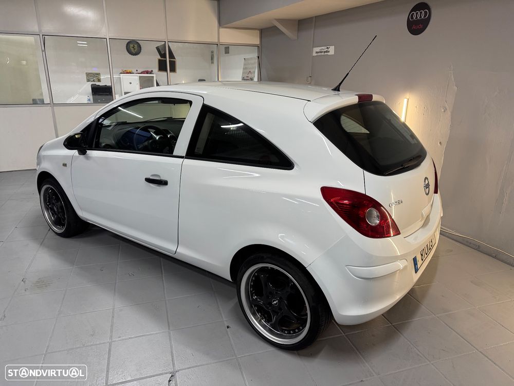 Opel Corsa - 11