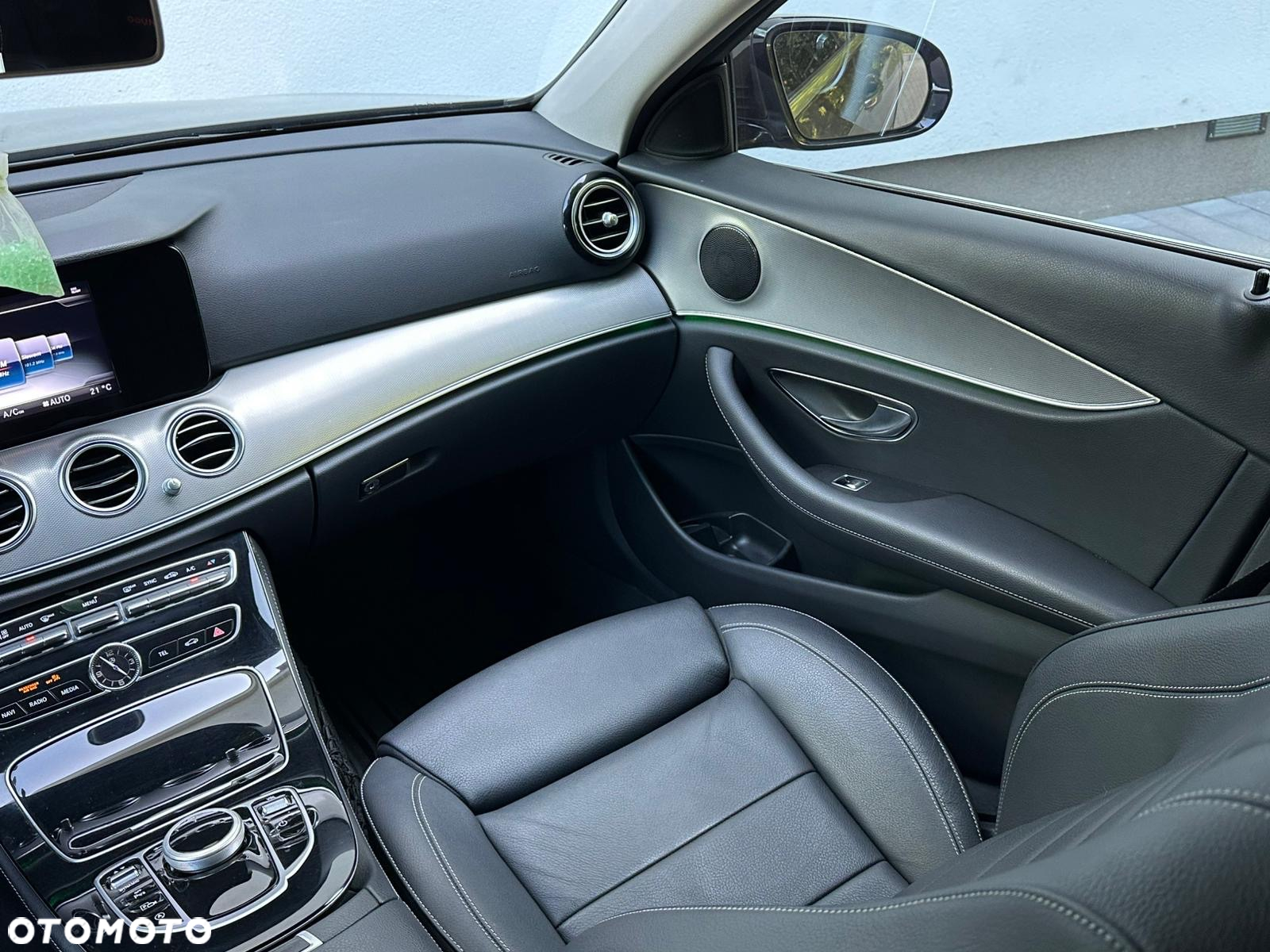 Mercedes-Benz Klasa E 350 BlueTEC 9G-TRONIC Classic - 12