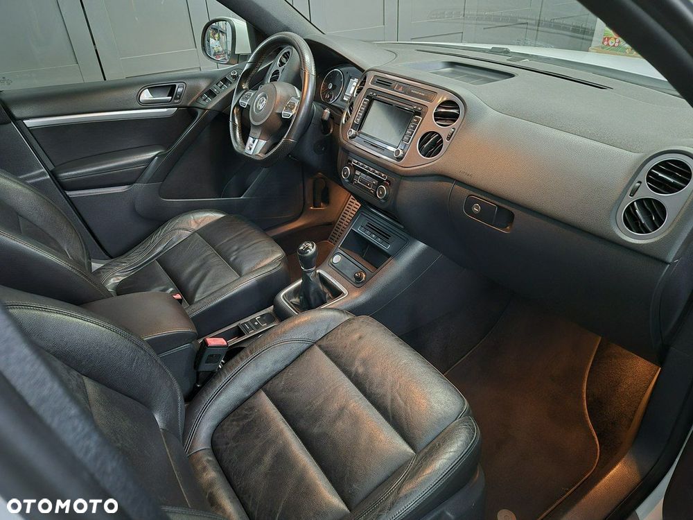 Volkswagen Tiguan - 9