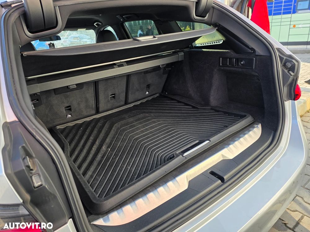 BMW Seria 3 330e xDrive Aut. Advantage - 10