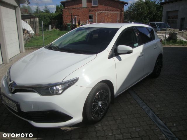 Toyota Auris 1.4 D-4D Dynamic - 4