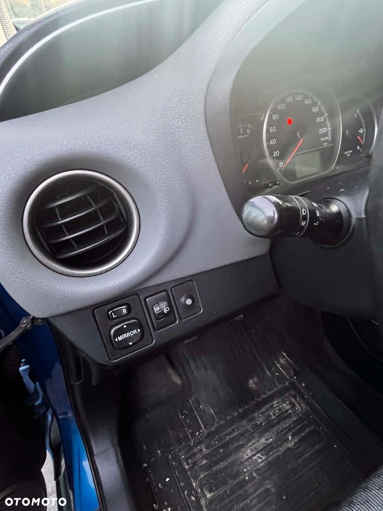 Toyota Yaris 1.33 Active - 14