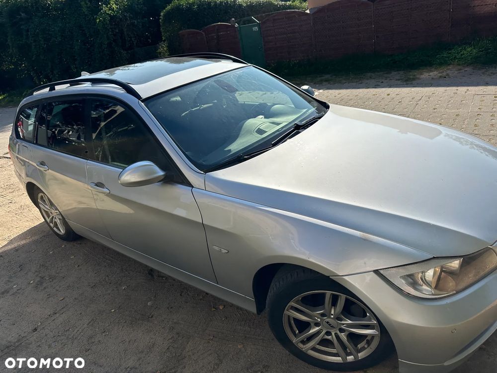 BMW Seria 3 - 10