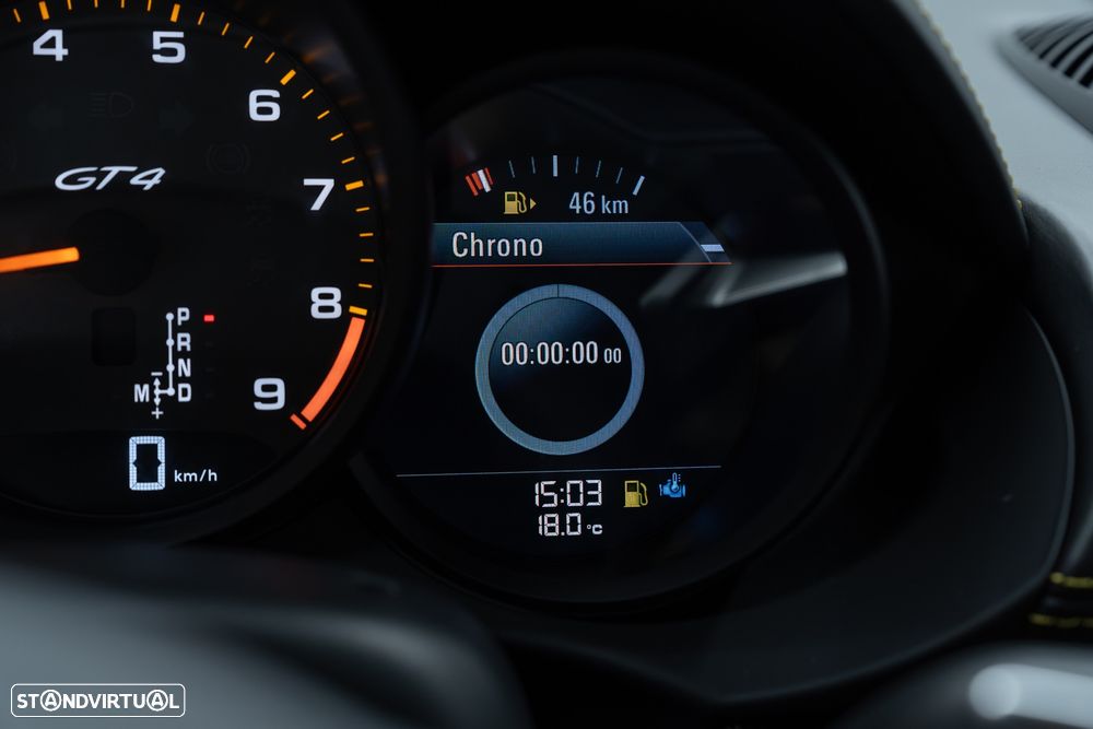 Porsche 718 Cayman GT4 PDK - 29