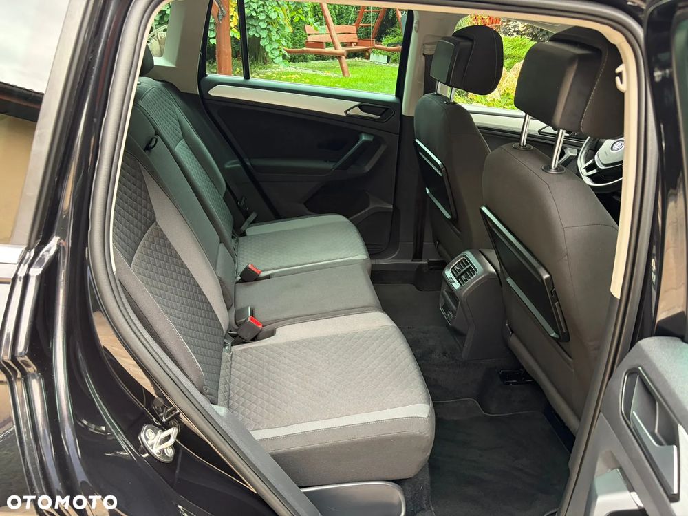 Volkswagen Tiguan - 18